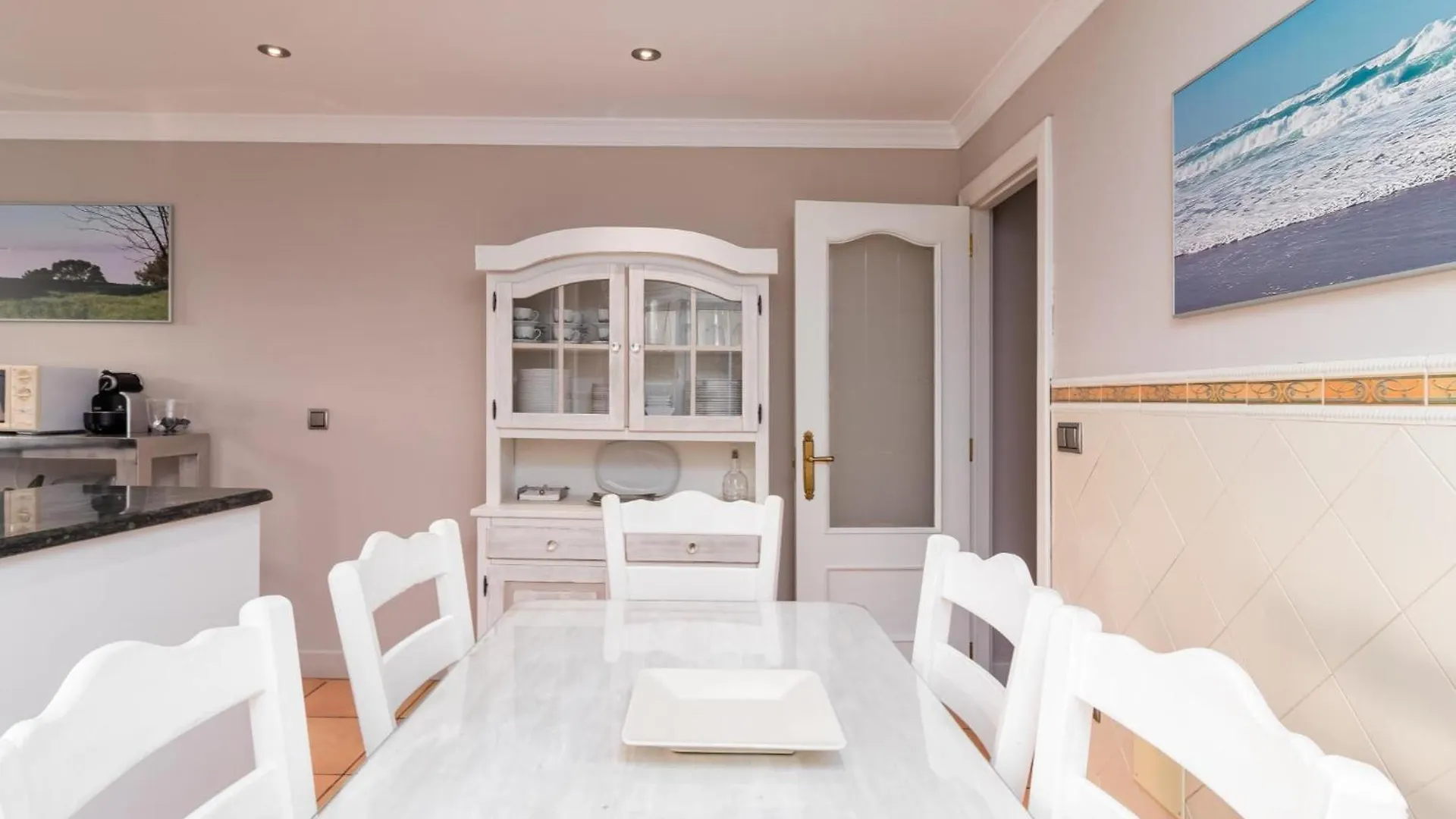 Holiday home Espectacular Chalet Con Piscina Villa Soto de la Marina