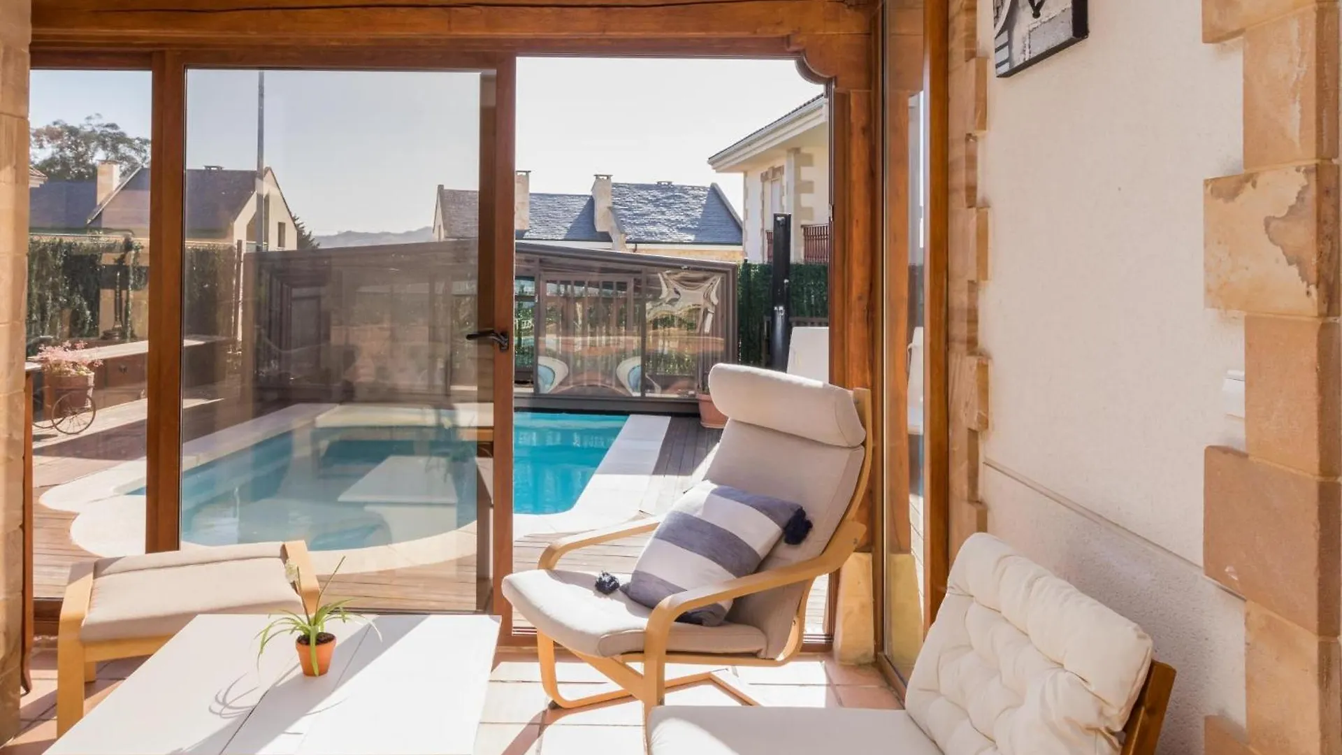 Espectacular Chalet Con Piscina Villa Soto de la Marina